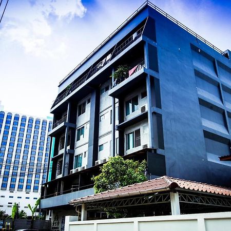 Five Stars Ratchada 19 Hostel Bangkok Luaran gambar