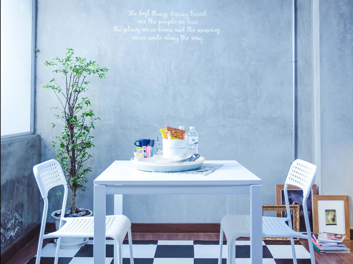 Five Stars Ratchada 19 Hostel Bangkok Luaran gambar